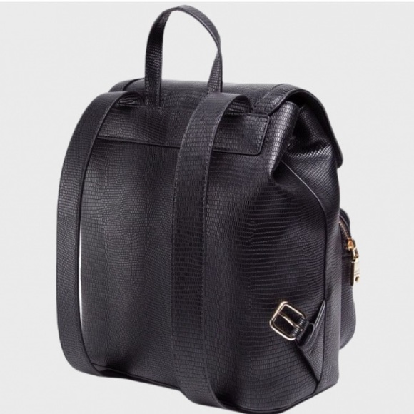 Love Moschino Black Leather Backpack with Drawstring & Black Heart Chain NWT - Picture 2 of 4